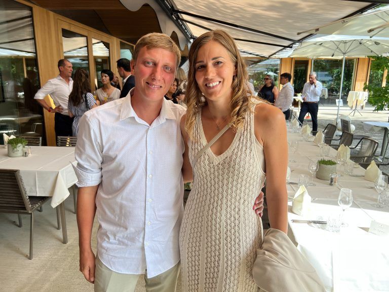 Sandra und Andreas Schwendinger beim Apéro.