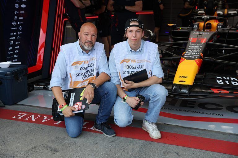 Als Duo im Einsatz: Martin Tomasini aus Wolfurt mit seinem Sohn Mario.Noger/5