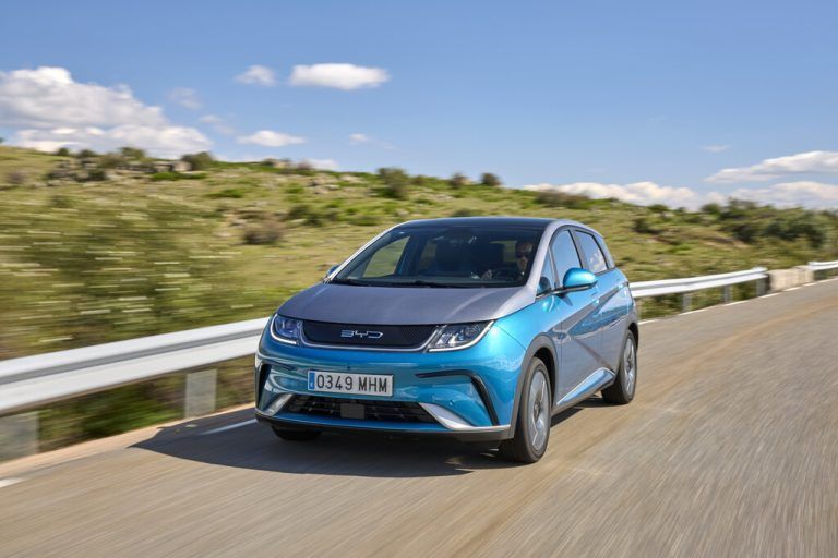 BYD’s Dolphin punktet mit großzügiger Ausstattung, pfiffigen Ideen und hoher Qualität zum Kampfpreis.Werk