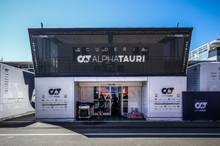 Das Motorhome von AlphaTauri in Spielberg.gepa