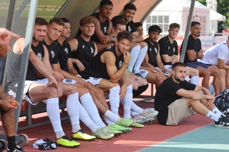 Der Kampf um die Startelfplätze wird zunehmend größer.VN-Hartinger