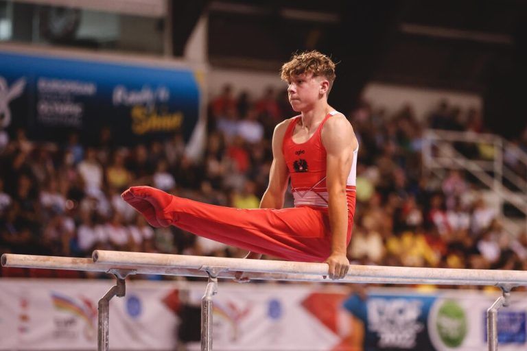 2022 verpasste Gino Vetter als Fünfter im Barrenfinale und Sechster im Mixed-Bewerb nur knapp eine EYOF-Medaille.GEPA
