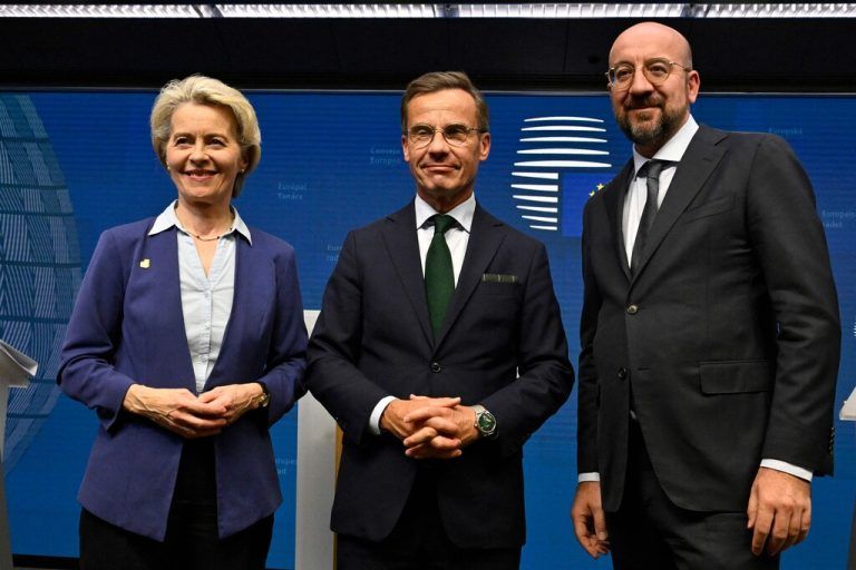 Die Präsidentin der Europäischen Kommission, Ursula von der Leyen, Schwedens Premierminister Ulf Kristersson und der Präsident des Europäischen Rates, Charles Michel.AFP