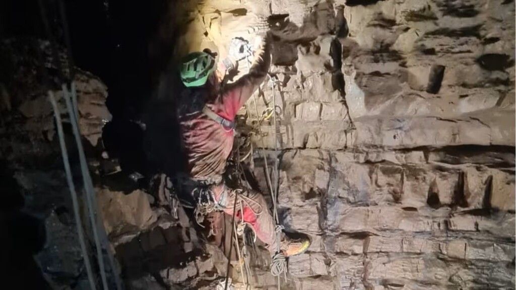 Höhlenkletterin in Italien gerettet