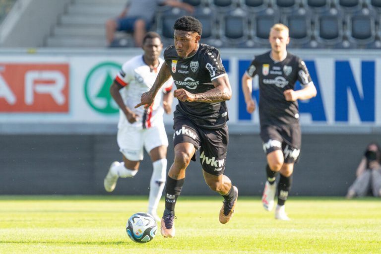 Gustavo Santos hat seine Schulterprellung schnell auskuriert und stand gegen den FC Aarau in Hälfte zwei schon wieder am Platz.VN/stiplovsek