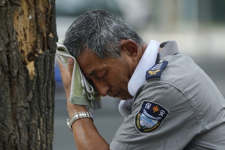 In Peking wurde am Donnerstag die höchste Hitzewarnstufe ausgerufen. AP