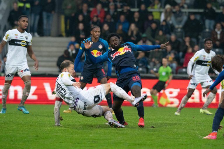 Mit Salzburg gastiert gleich zum Auftakt der Liga-Krösus in Altach.apa