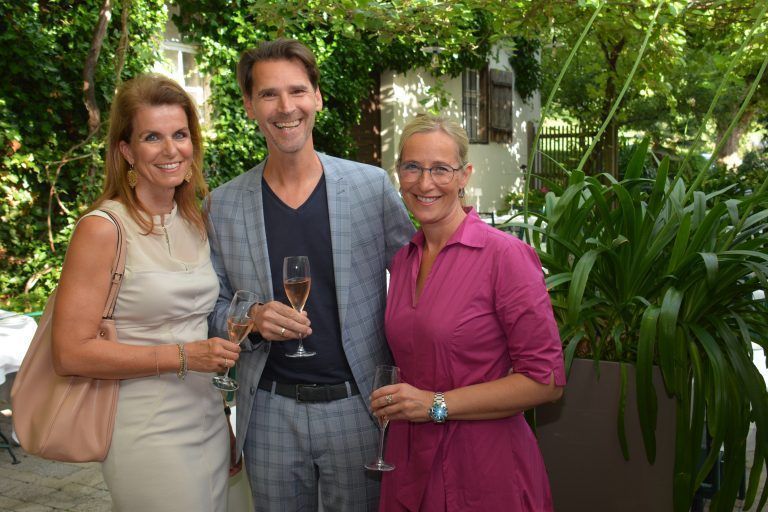 Patricia Hollersbacher mit Paul Mathis und Ehefrau Claudia.
