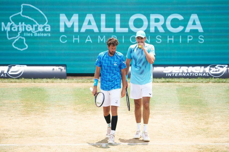 Philipp Oswald (r.) und Robin Haase spielen erstmals in Wimbledon zusammen.Quality Images