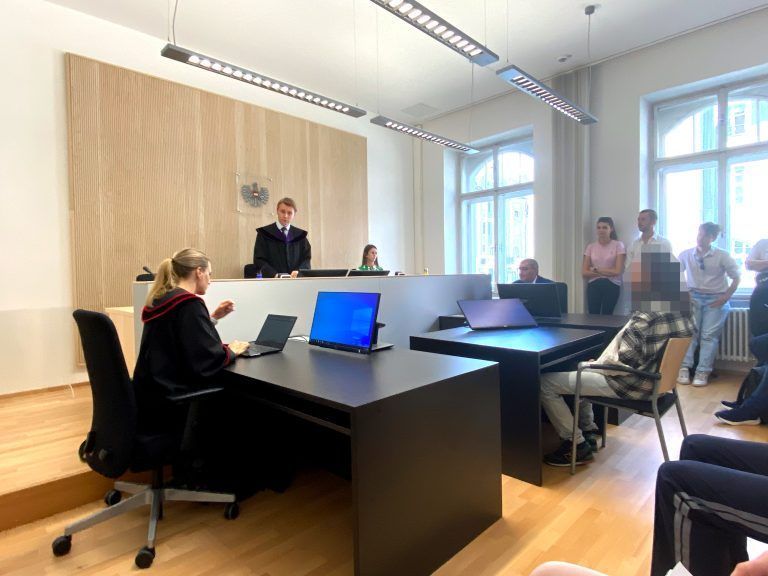 Der Angeklagte räumte nach und nach ein, dass die Anschuldigen schon stimmen könnten. <span class="copyright">VN/RAuch</span>
