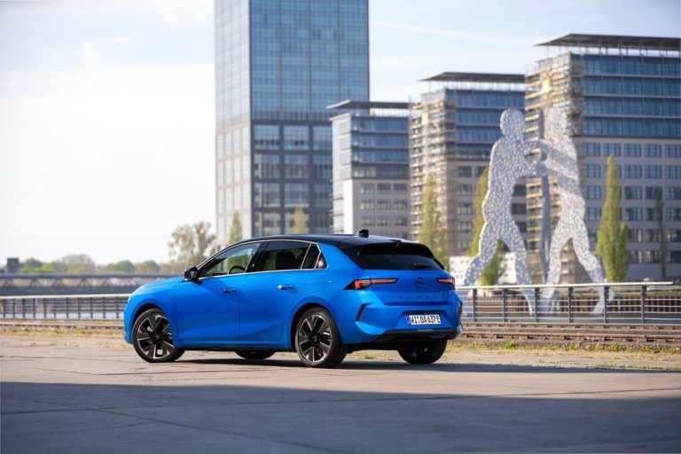 Wie in der PHEV-Version: 352 bis 1268 Liter Kofferraumvolumen.