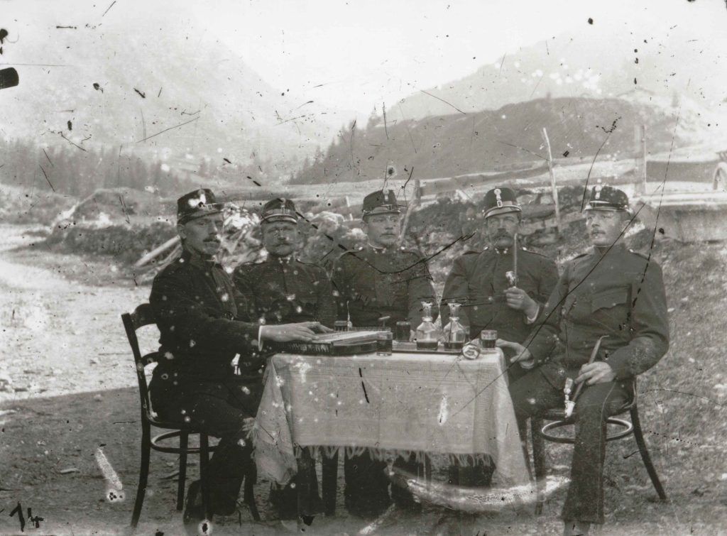 Mit Schmugglern über alle Berge