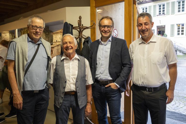 Alois Rinderer (Obmann-Stellvertreter Krippenmuseum), Erich Kirner (Obmann-Stellvertreter Krippenmuseum), Kulturstadtrat Dr. Alexander Juen, Dietmar Schneider (Obmann Landeskrippenverband und Krippenmuseum Dornbirn).
