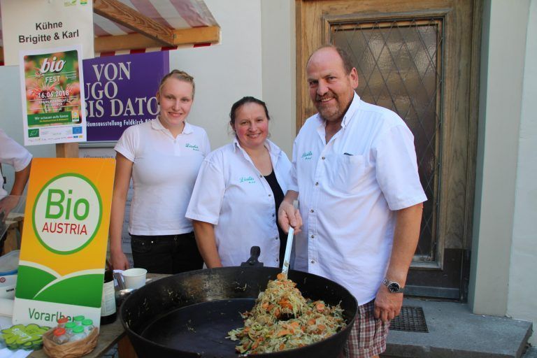 Auf dem Bio-Fest in Feldkirch kommen Kartoffeln und Gemüse vom Hof frisch in die Pfanne.