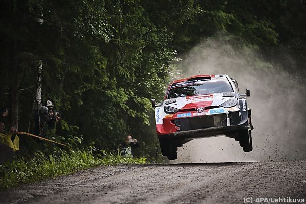 Rallye-WM-Leader Rovanperä beim Heim-Rennen nach Unfall out