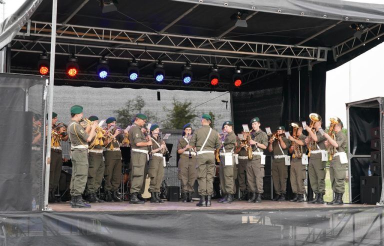 Die Militärmusik Vorarlberg spielte zu Ehren des Jubiläums. <span class="copyright">Franz Kopf</span>