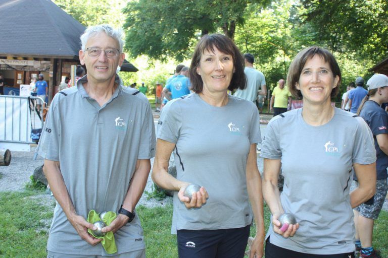 Rankweil's Stolz: Selma Preg (Mitte) sorgte beim Club Petanque Vinomna für große Freude.