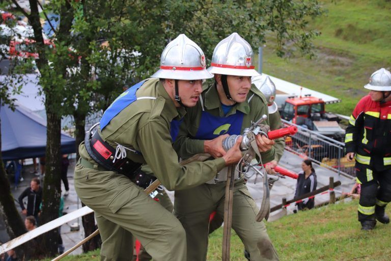 Durch Einsatzbereitschaft und Teamgeist zeichneten sich alle teilnehmenden Feuerwehrteams aus.