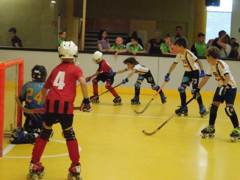 Das Publikum bekam an allen drei Turniertagen rasanten und internationalen Rollhockey-Sport geboten.