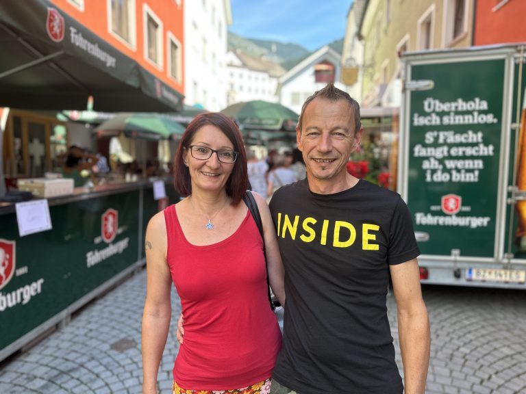 Christine Wolf unternimmt viel mit ihrem Lebensgefährten Christian Frei, beide teilen die Begeisterung für die Berge und kulturelle Veranstaltungen.