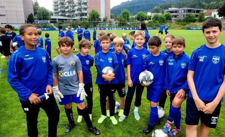 Fußball pur beim „spark7 Fußball Nachwuchs Camp“ des SV typico Lochau.