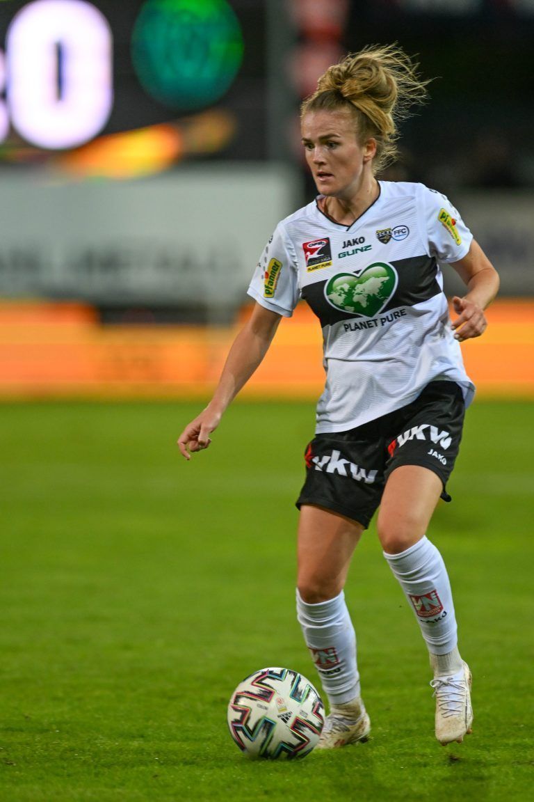 Mittelfeldspielerin Julia Kofler hat bislang in 35 Spielen für die SPG Altach/Vorderland sieben Treffer erzielt und acht Tore vorbereitet.gepa