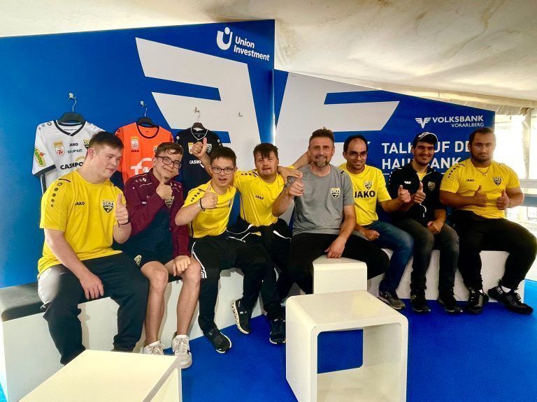 Das Special-Needs-Team mit Trainer Slobodan Priselac.Lutz