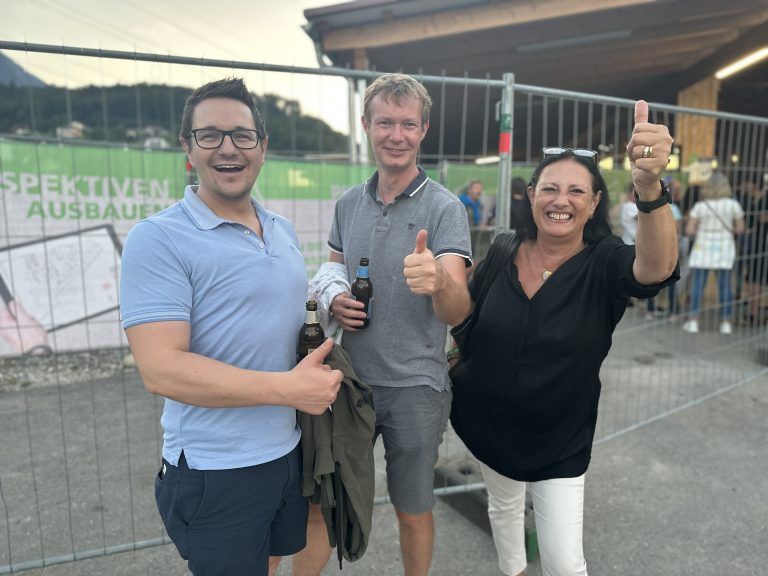 Manuel Konzett aus Wald a. Arlberg, Bernhard Keckeis aus Rankweil und Andrea Löscher aus Koblach waren von Prinz Grizzley begeistert.