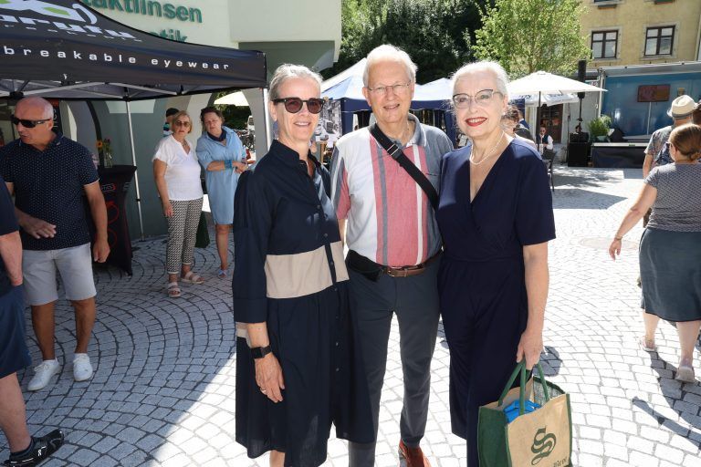 Ingrid Matt mit Wolfgang und Ulrike Gruber.