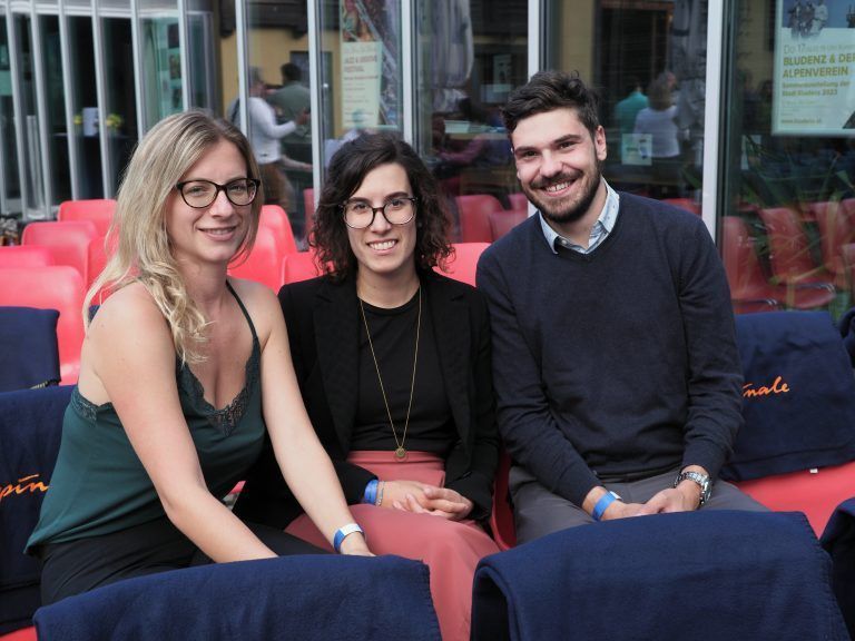 Silvia Plangg und Anna Acuto (Alpenregion Bludenz) mit Mathias Klocker (Damüls Faschina Tourismus).