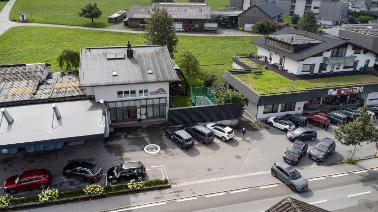 Spar Markt Alberschwende und das Areal daneben