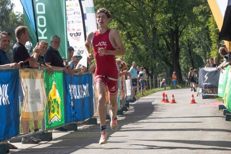 Bei den Nachwuchs-Triathleten holte sich Raphael Künz den dritten Titel in Folge. VN