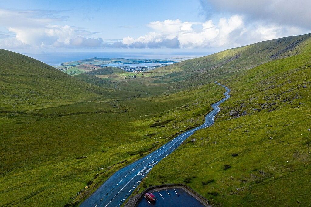 Malerische Passstrecke in Irland steht zum Verkauf