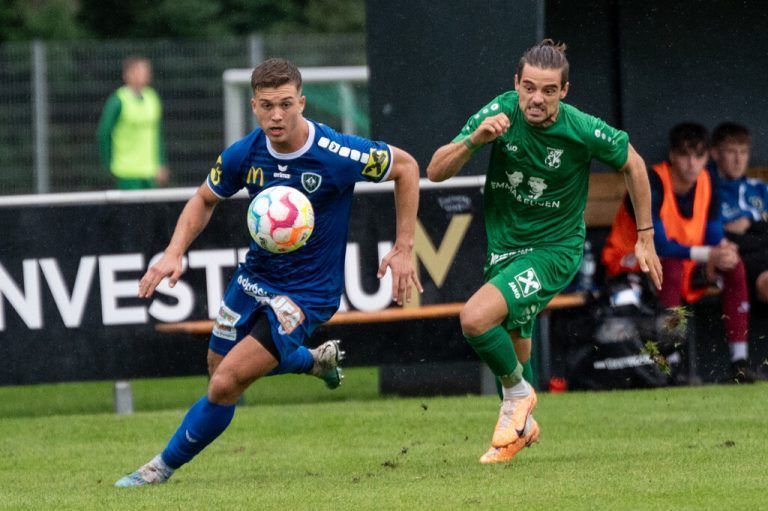 Der Dornbirner SV jagt die drei Punkte gegen die Altach Juniors, um in der Tabelle der RLW oben anzuschließen.serra