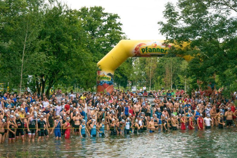 Der Startschuss für den Hauptbewerb beim Triathlon erfolgt heute um 17.30 Uhr.vn
