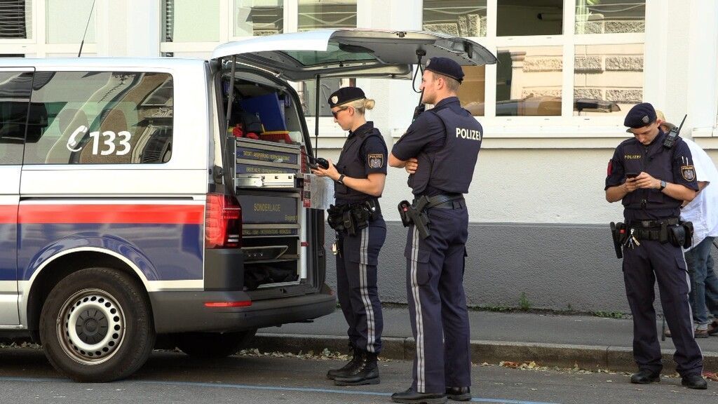 80-Jährige Opfer von falschem Polizisten
