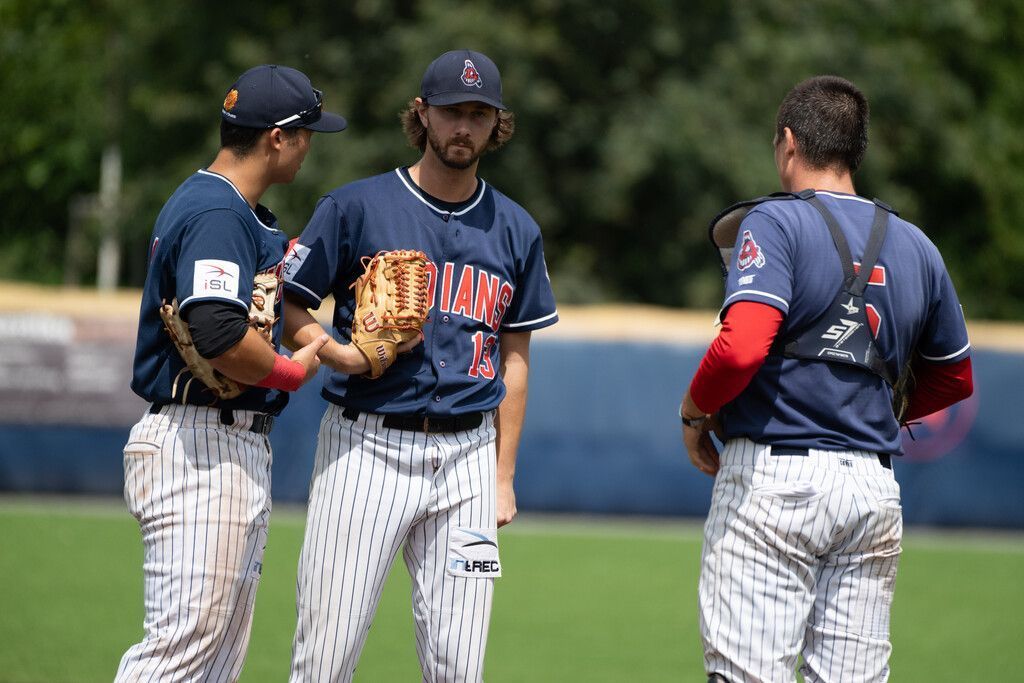 Indians starten ins Play-off