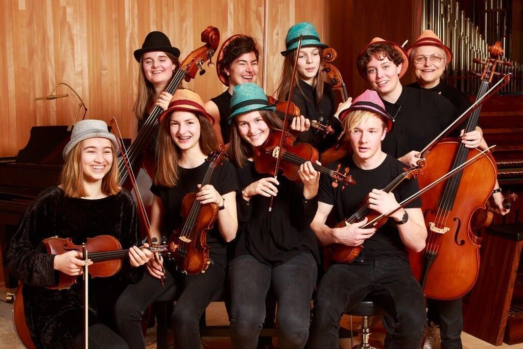 19 Uhr Pfarrkirche, Tosters