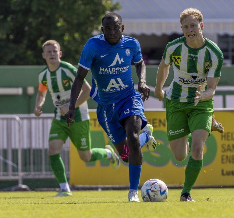 Hard beeindruckte mit 4:1-Sieg.paulitsch