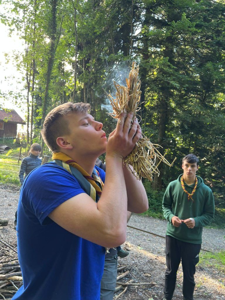 Auf die älteren Pfadis wartete ein zweitägiges Survival-Training in freier Wildbahn.