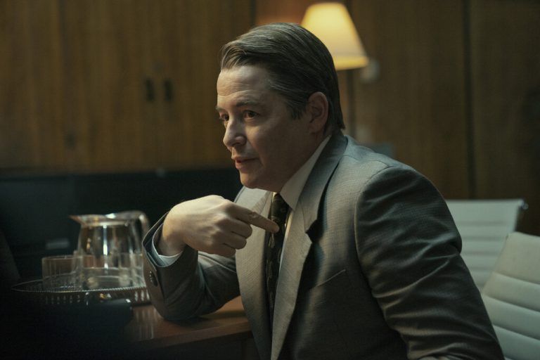 Matthew Broderick spielt Richard Sackler in der Serie „Painkiller“. Cr. Keri Anderson/Netflix