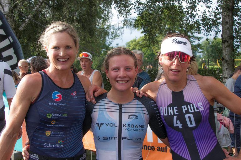 Das Podest bei den Frauen: Stephanie Wunderle, Magdalena Früh und Uli Mutscheller. <span class="copyright">VN</span>