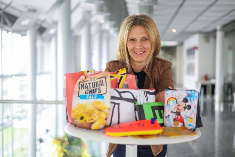 Yvonne Loretz-Martini hat sich dem Thema Upcycling verschrieben. <span class="copyright">VN/Steurer</span>
