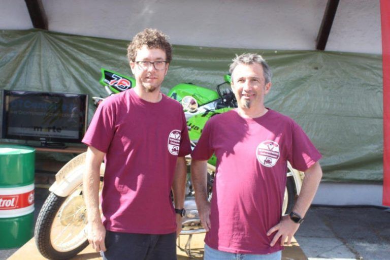Daniel Bachmann und Bgm. Jürgen Bachmann beim Oldtimer-Frühschoppen 2022. <span class="copyright">VN-TK (4)</span>
