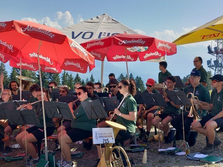 Die Harmoniemusik Tisis-Tosters sorgte für einen gelungenen musikalischen Rahmen.