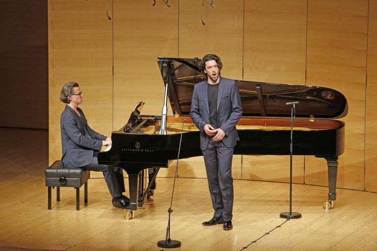 Die Schubertiade hat Schuen für sein Konzert am Donnerstag mit einer spannenden Lieddramaturgie eine spezielle Fassung bereitet. JU