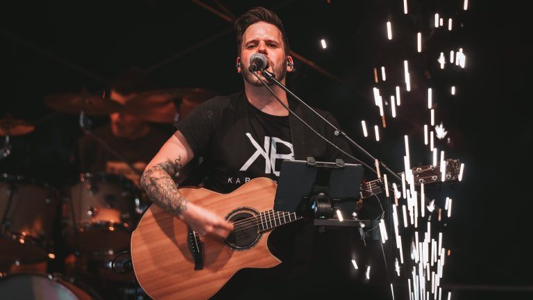 Michael Pernull hat in der Musik seine Berufung gefunden, er ist glücklich.