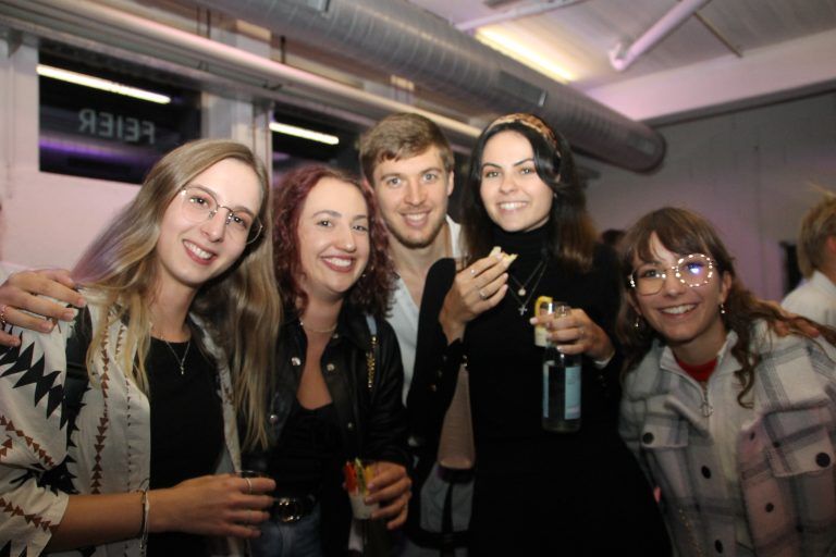 Jasmin, Stephanie, Daniel, Sarah und Hannah.