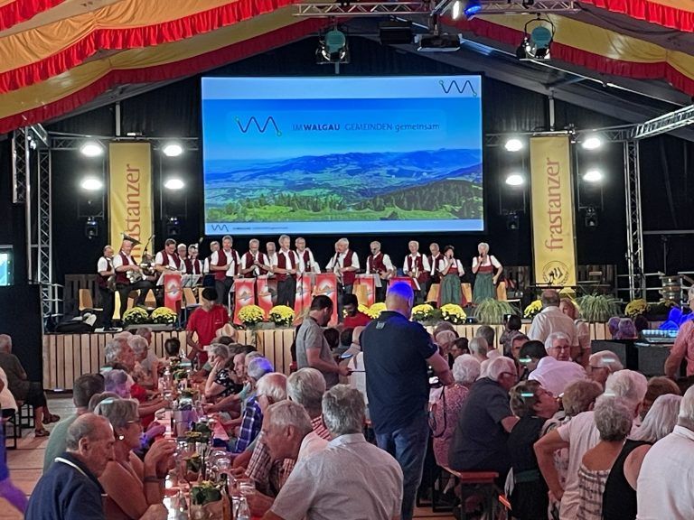 Die Saminataler sorgten für das musikalische Programm. <span class="copyright">Regio im Walgau</span>