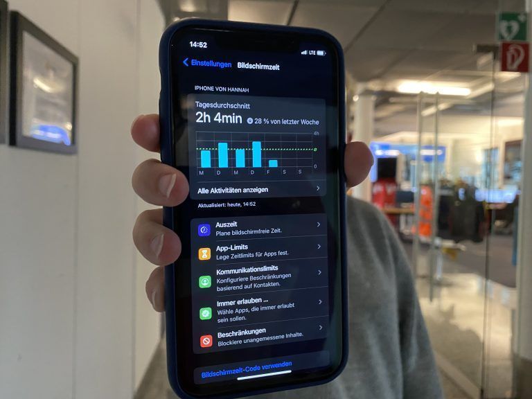 In den Betriebseinstellungen kann man die eigene Bildschirmzeit nachschauen. <span class="copyright">pem</span>